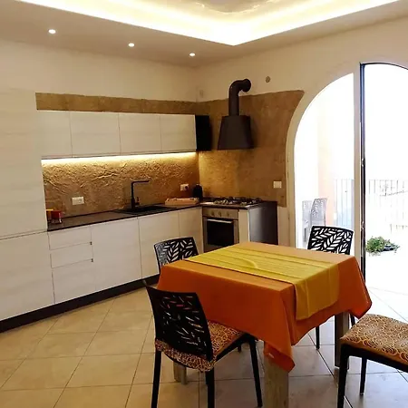 C A S A P I G N U T E L U L U P U Apartment *